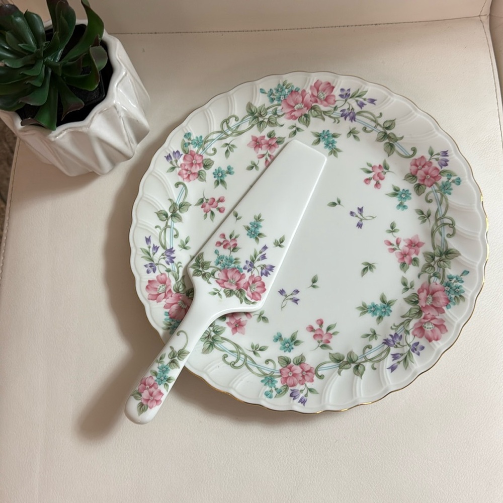 CAKE PLATE and SERVER Japan Spring Floral gold trim porcelain  With Box